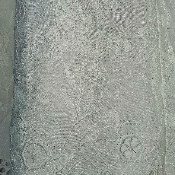 EXPRESS WHITE EYELET COTTON ROMPER, SIZE MEDIUM - Picture 11 of 11